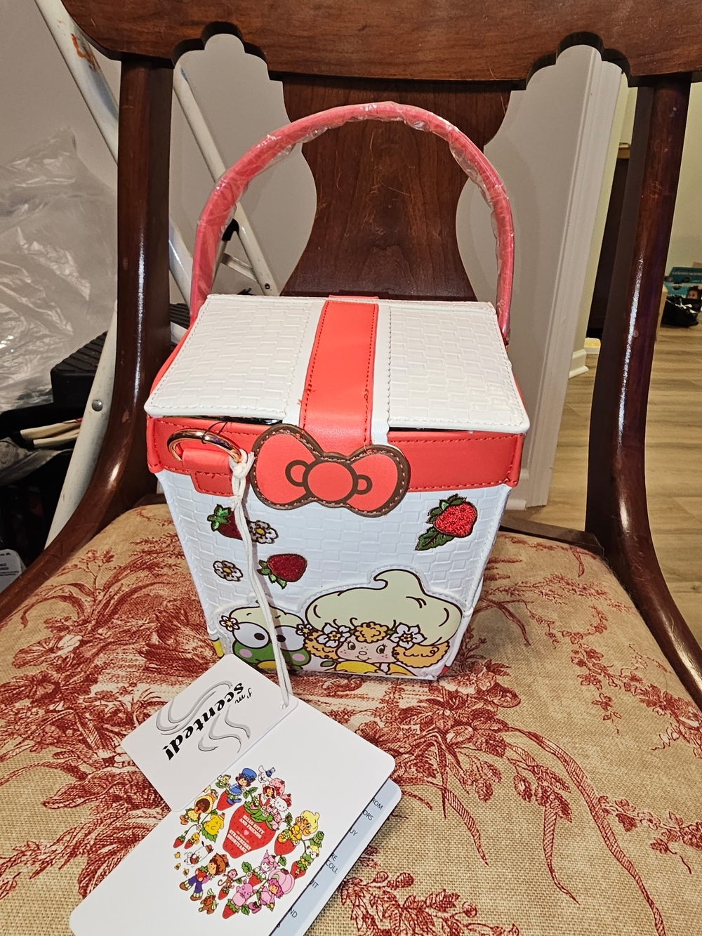 Loungefly Strawberry Shortcake Sanrio Picnic Basket Mini Bag - Picture 3 of 3
